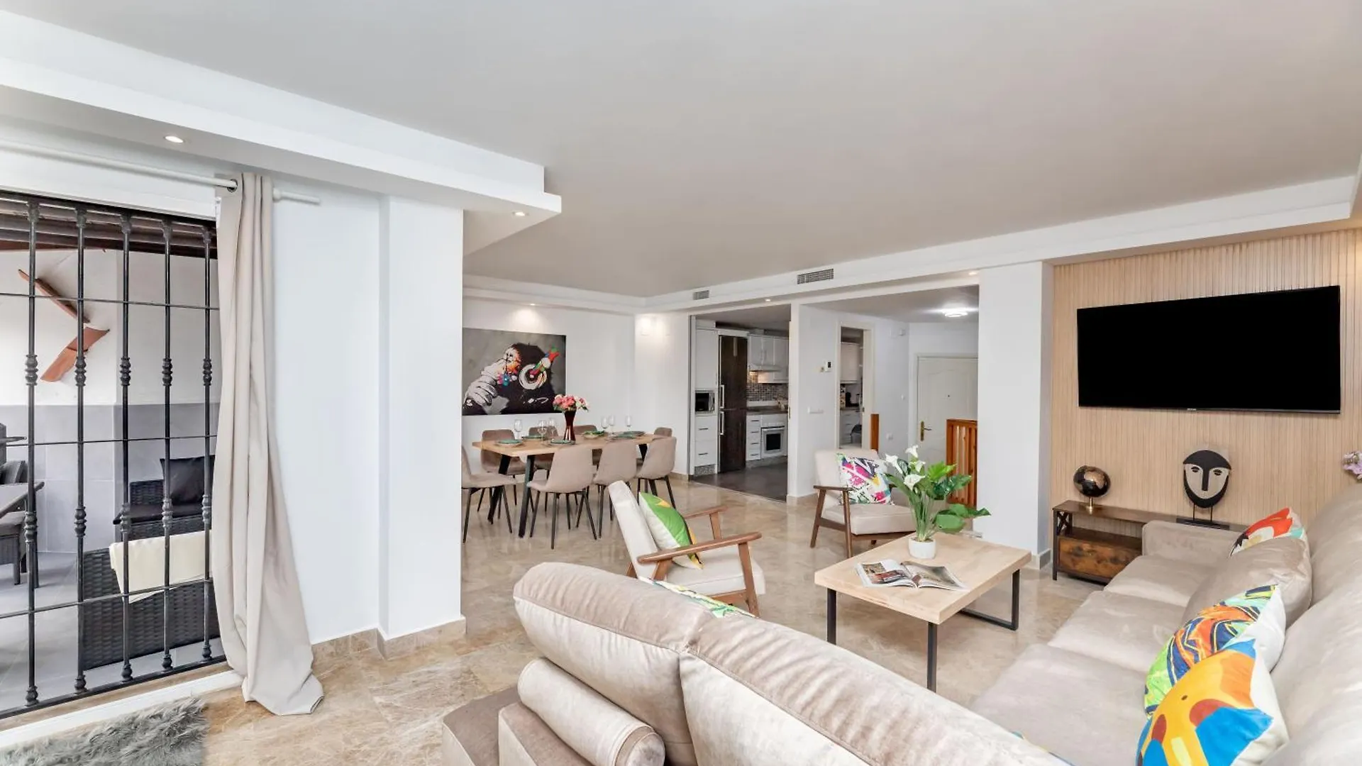 Cozy 4 Bedroom Townhouse With Swimming Pool Марбелья